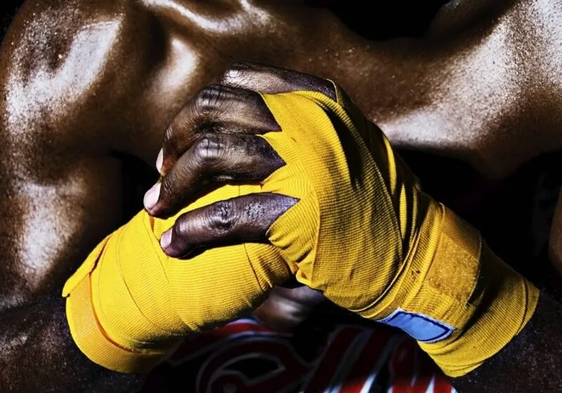 học cách quấn băng tay boxing