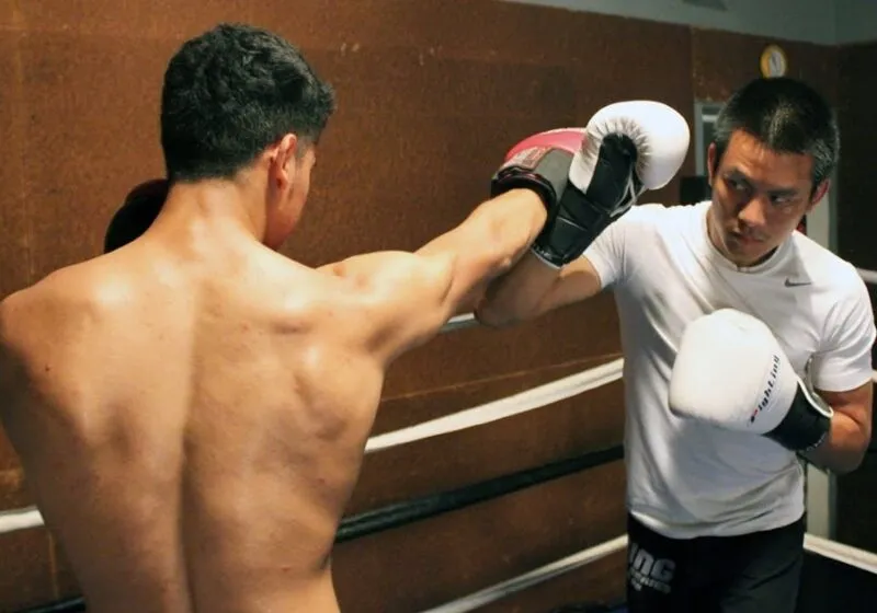 giới thiệu Parrying punch
